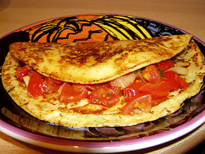 Parmesanpfannkuchen mit Estragon-Tomaten